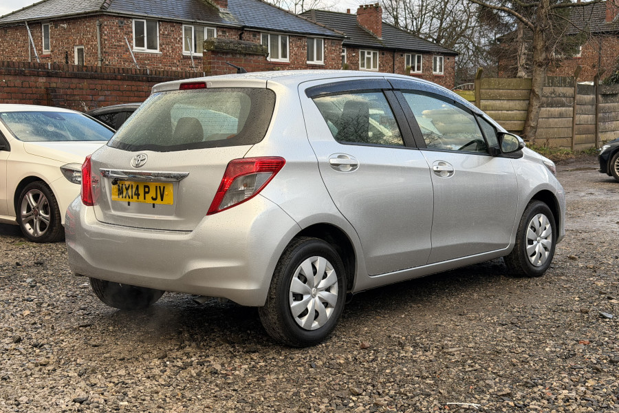 Toyota Yaris 