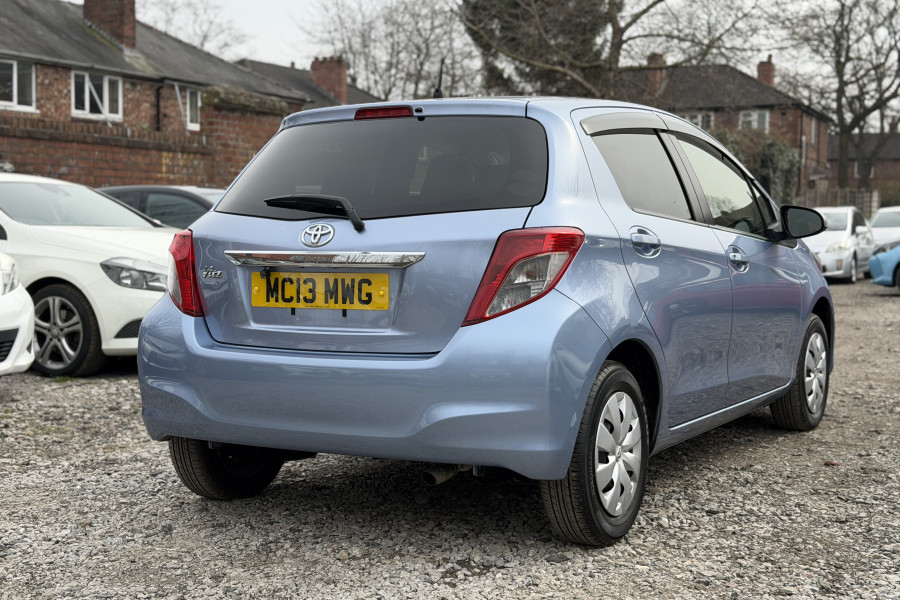 Toyota Yaris 
